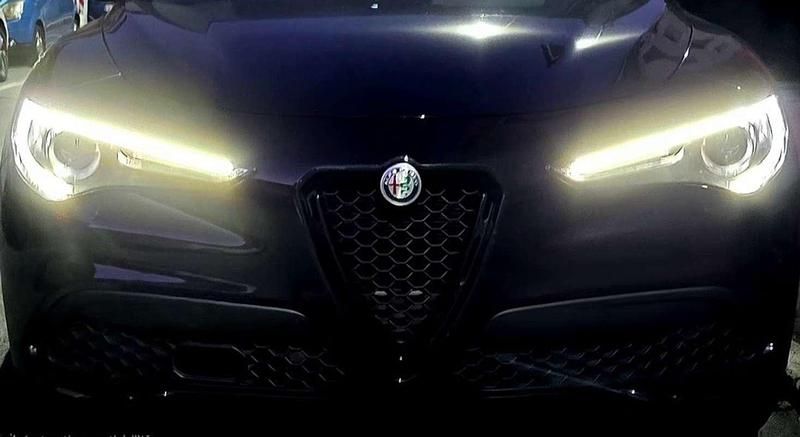 Usata Alfa Romeo Stelvio Super 160 CV (117 kW) 2020 Nero SUV