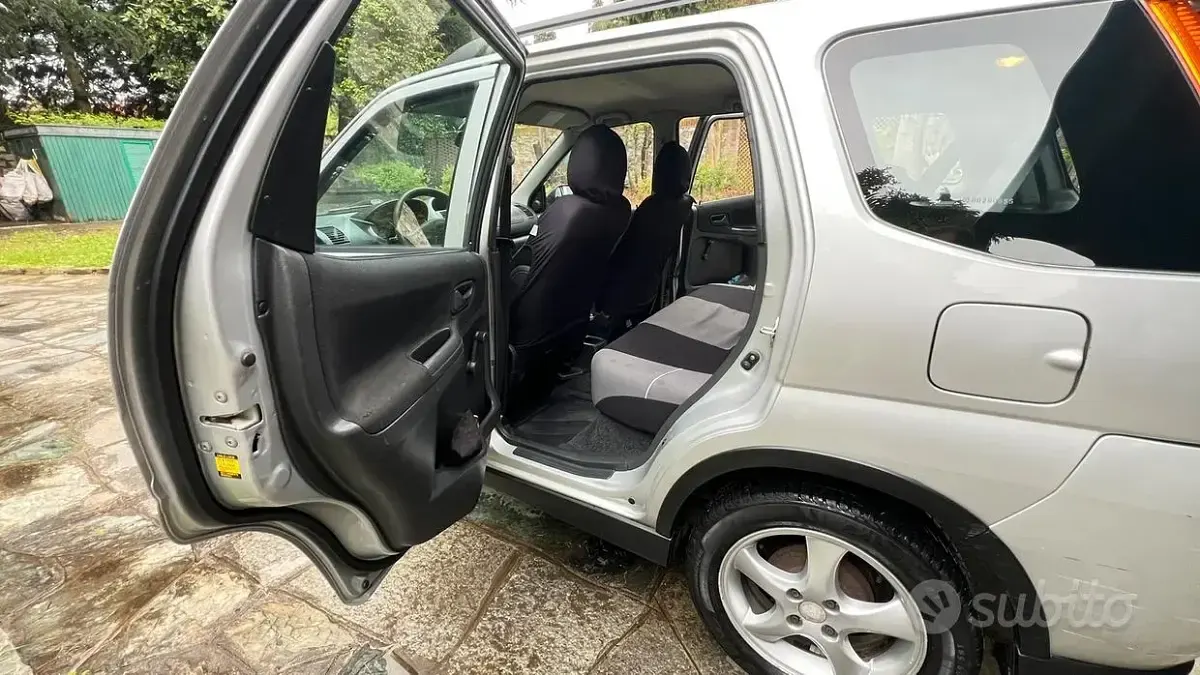 Usata Suzuki Ignis GL 99 CV (72 kW) 2007 Grigio Utilitaria