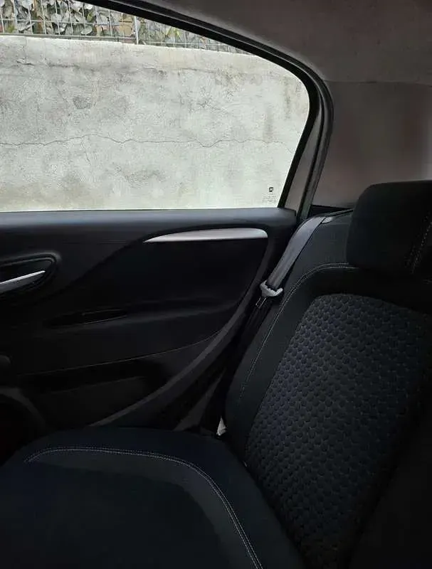 Usata Fiat Grande Punto 77 CV (56 kW) 2012 Utilitaria