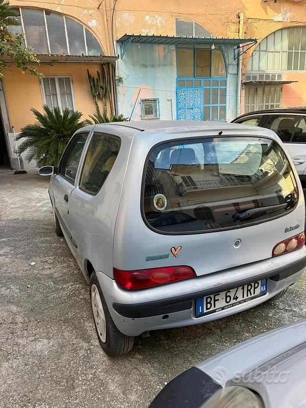 Usata Fiat 600 1999 Blu Berlina