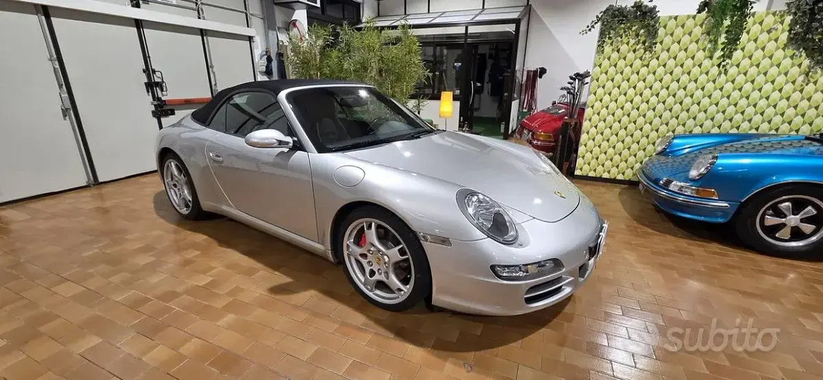 Usata Porsche 911 Carrera S Cabriolet 355 CV (261 kW) 2005 Cabrio