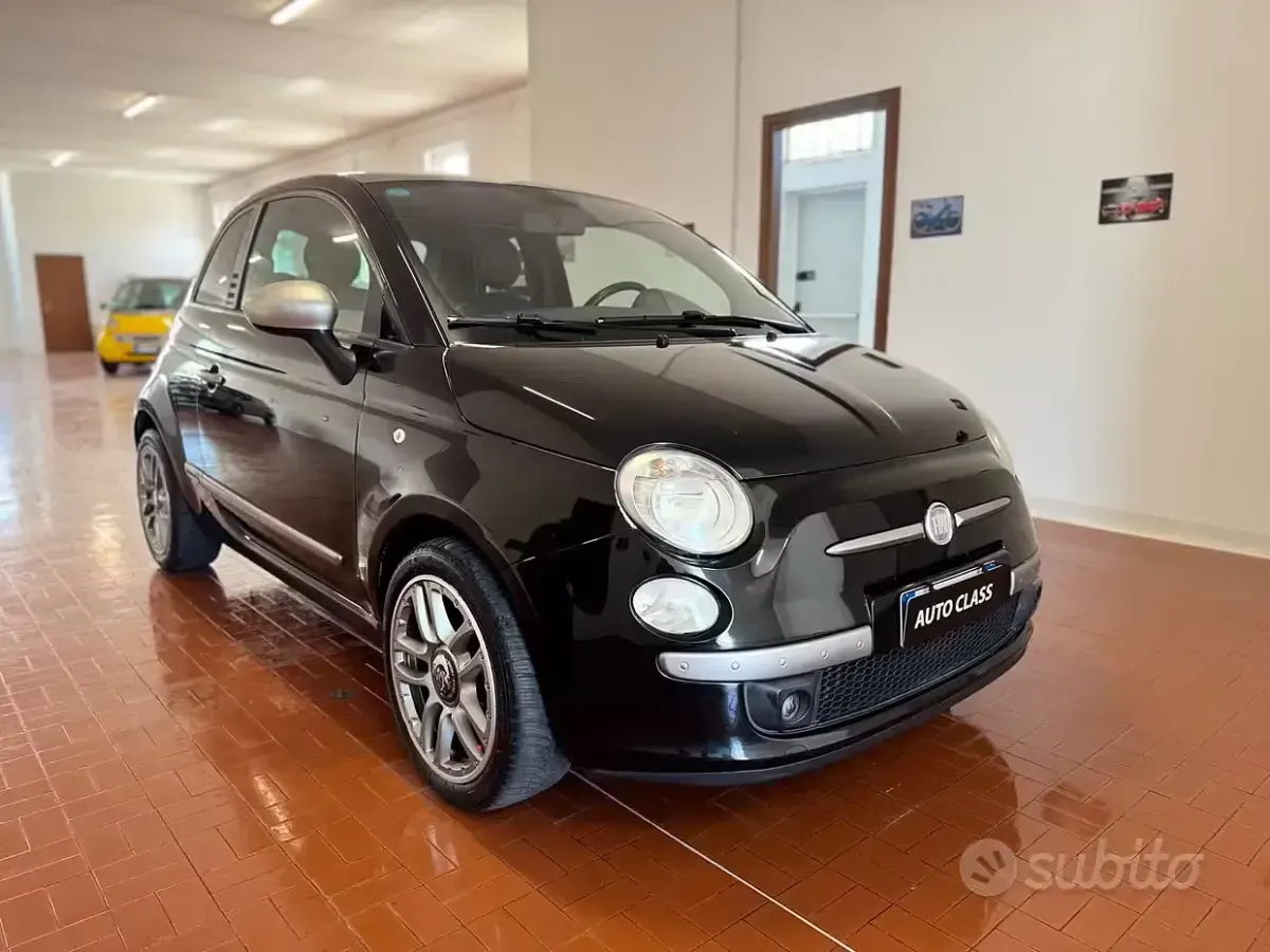Usata Fiat 500 75 CV (55 kW) 2010 Utilitaria