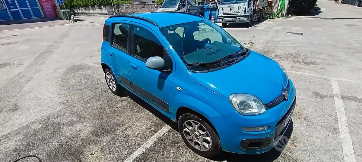 Usata Fiat Panda 85 CV (62 kW) 2012 Bluazzurro Utilitaria