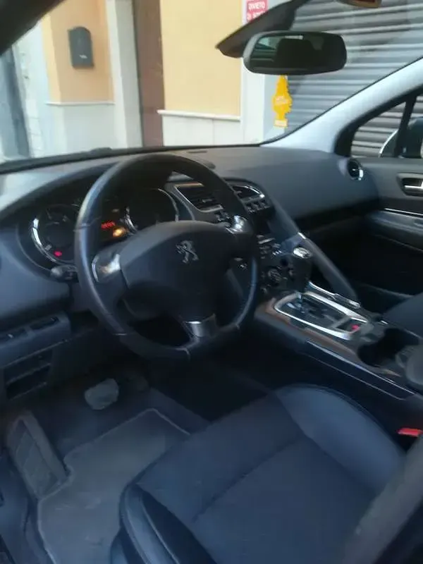 Usata Peugeot 3008 Allure 163 CV (119 kW) 2015 Nero Station wagon