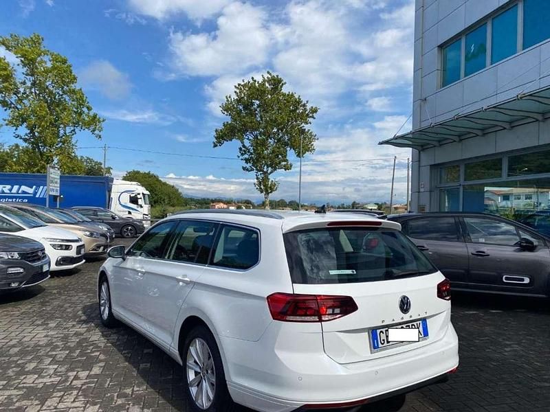 Usata VW Passat Business 120 CV (88 kW) 2020 Bianco(met.) Station wagon