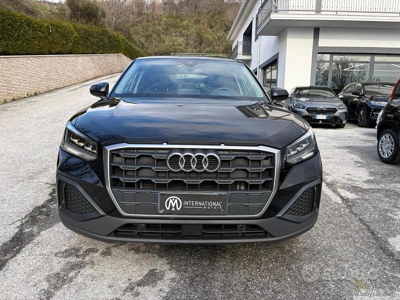 Käytetty Audi Q2 Business Plus 116 HP (85 kW) 2022 Musta Katumaasturi