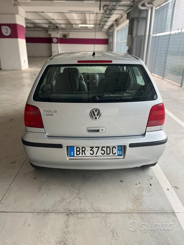 Usata VW Polo 2001 Grigio Berlina