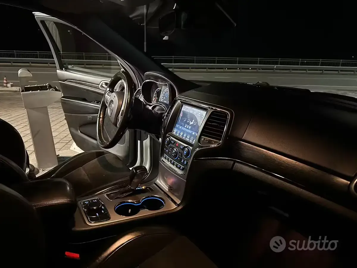 Usata Jeep Grand Cherokee 250 CV (183 kW) 2018 Bianco SUV