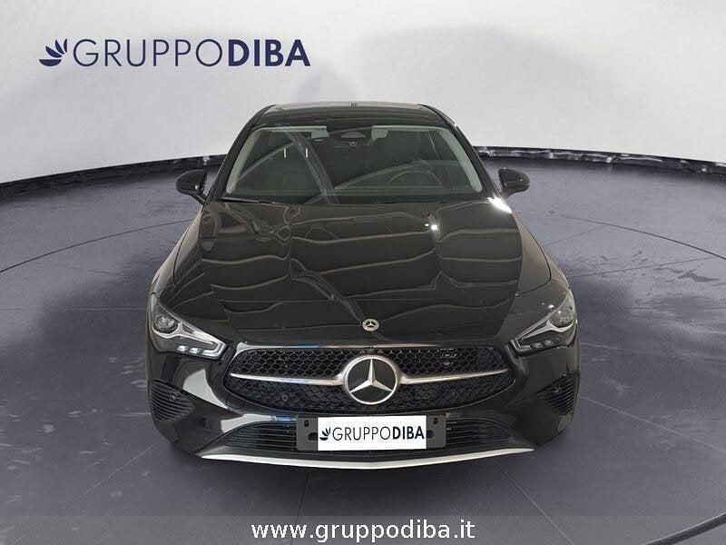 Usata Mercedes CLA180 Advanced 115 CV (84 kW) 2025 Nero Berlina