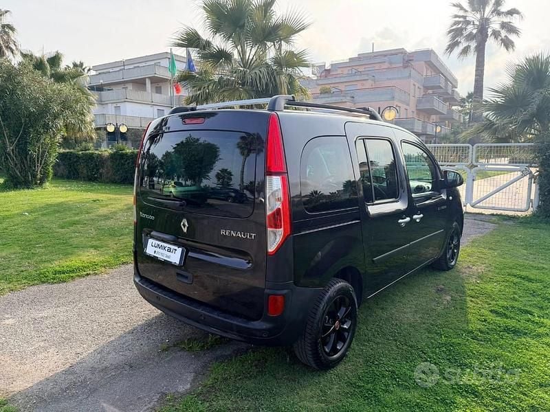 Usata Renault Kangoo LIMITED 110 CV (80 kW) 2018 Nero Monovolume