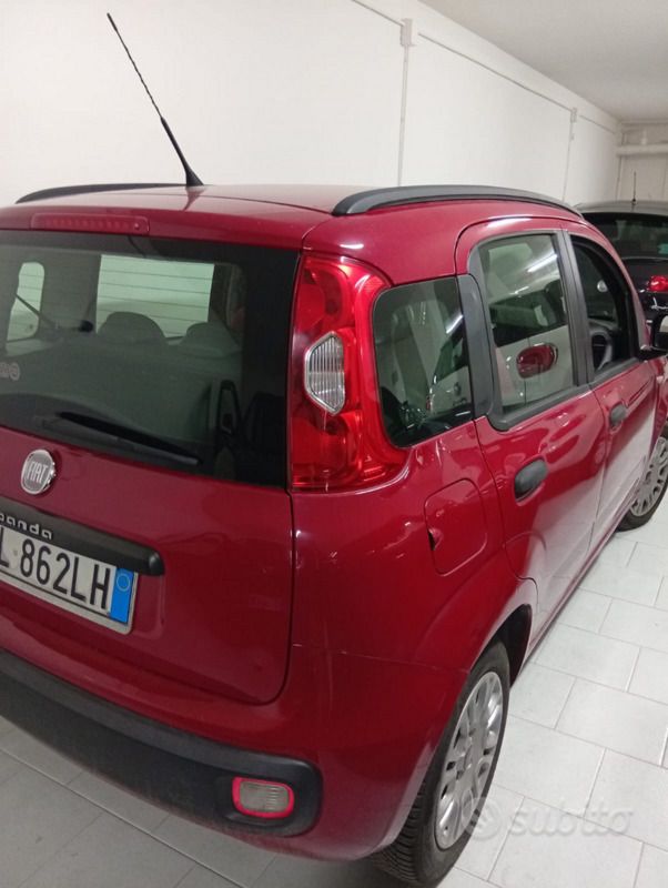 Usata Fiat Panda 75 CV (55 kW) 2013 Rosso Utilitaria