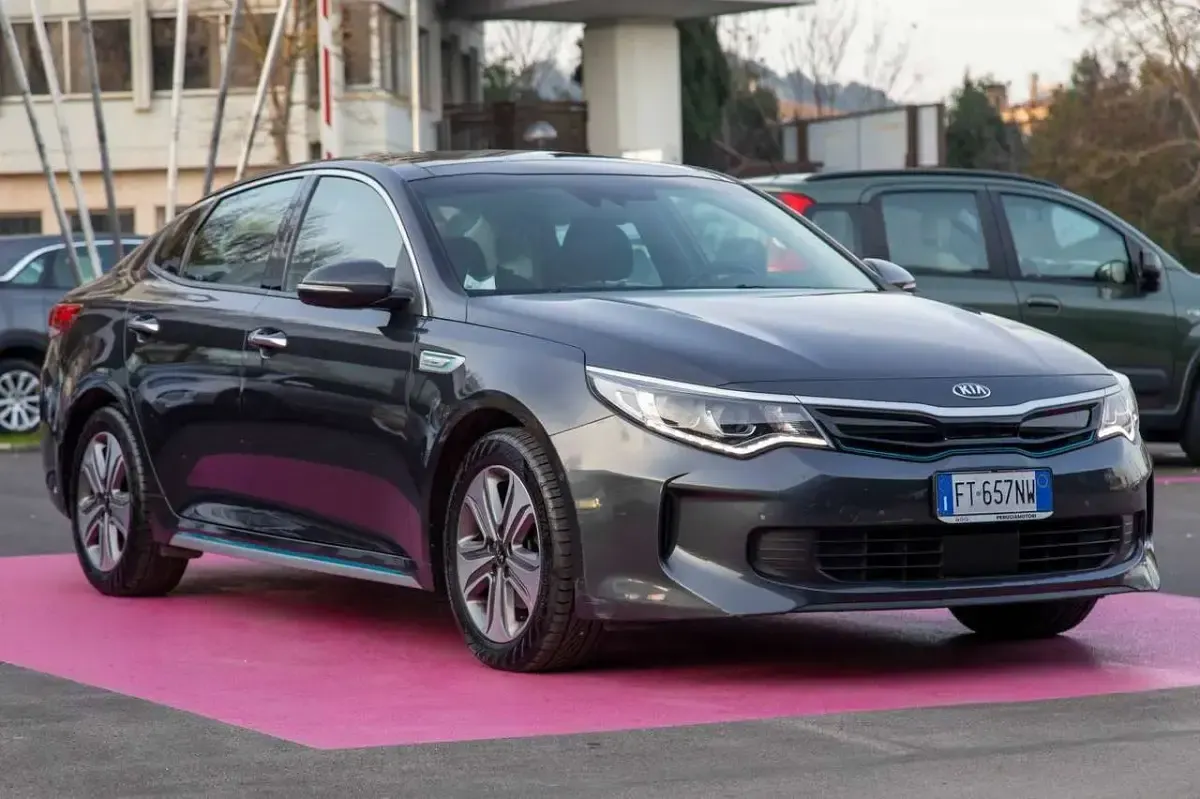 Usata Kia Optima Hybrid 156 CV (114 kW) 2019 Grigio Berlina