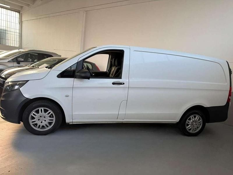 Usata Mercedes Vito 136 CV (100 kW) 2021 Bianco Furgone