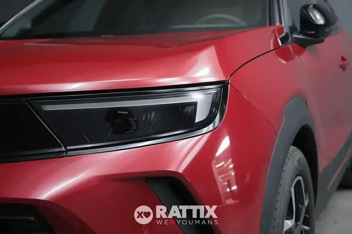 Usata Opel Mokka Ultimate 136 CV (100 kW) 2024 Red rubi SUV