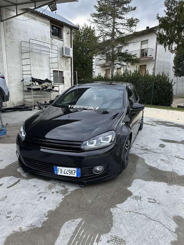 Usata VW Golf VI Highline 105 CV (77 kW) 2011 Utilitaria