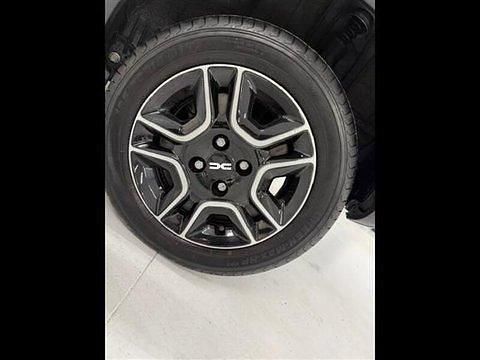 Usata Dacia Spring Comfort 33 kW (45 CV) 2023 Verde scuro Utilitaria