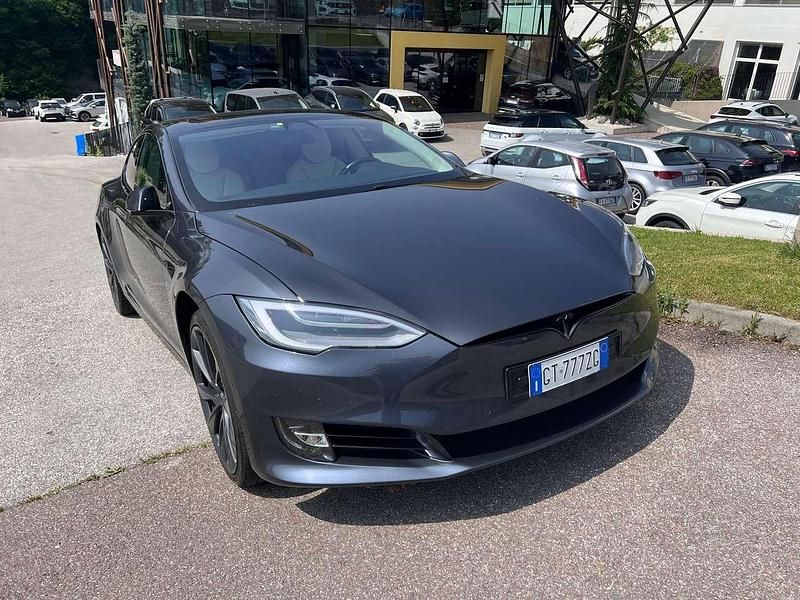 Usata Tesla Model S 135 kW (184 CV) 2019 Grigio Utilitaria