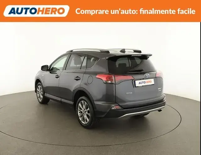 Usata Toyota RAV4 Hybrid Lounge 197 CV (144 kW) 2017 Grigio SUV