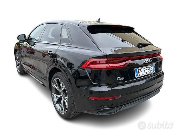 Usata Audi Q8 Sport 286 CV (210 kW) 2021 Nero SUV