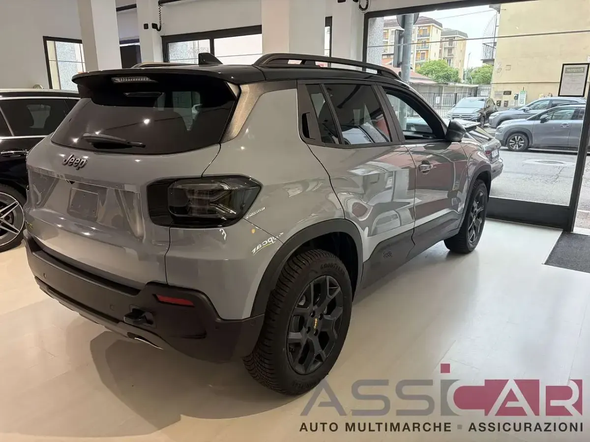 Nuova Jeep Avenger North 145 CV (106 kW) 2026 Grigio SUV