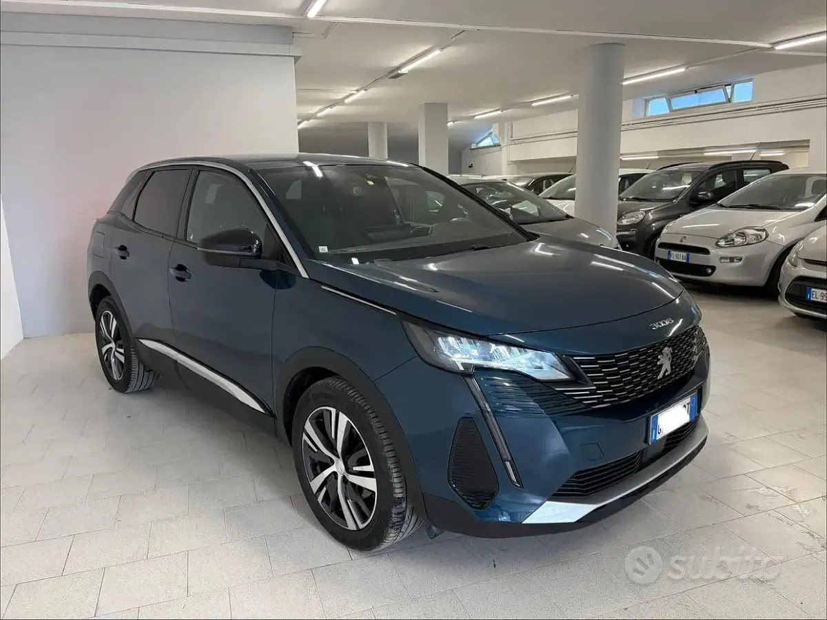 Usata Peugeot 3008 Allure 131 CV (96 kW) 2023 Other SUV