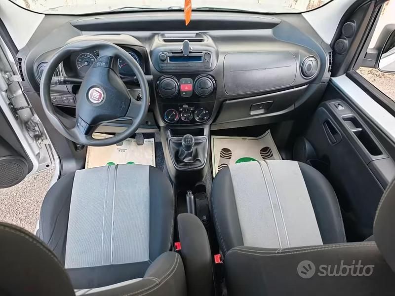 Usata Fiat Qubo Trekking 75 CV (55 kW) 2011 Grigio Monovolume