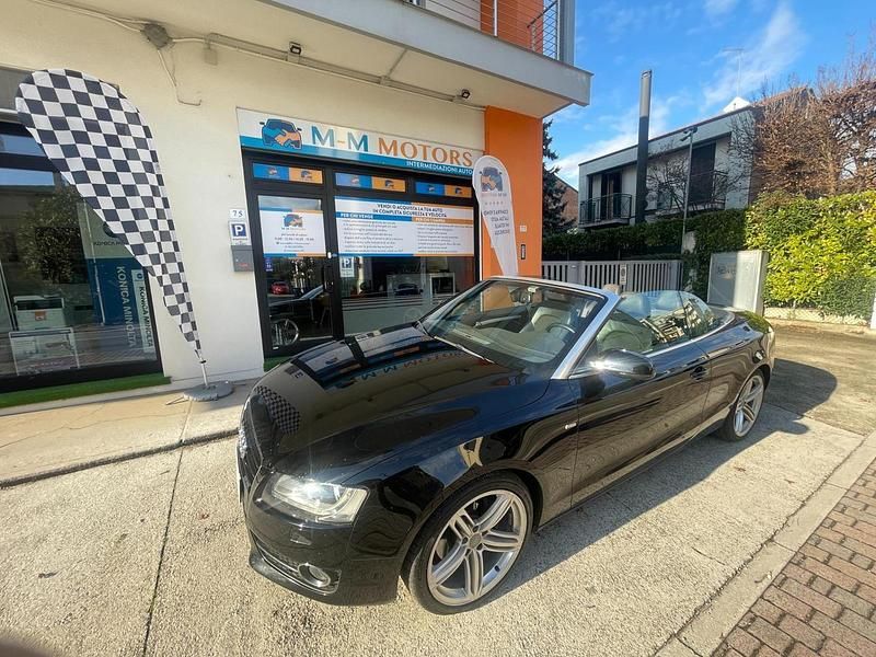 Viola Usata 2010 Audi A5 Cabrio | 8000 € (Buon prezzo) - Immagine 1/4
