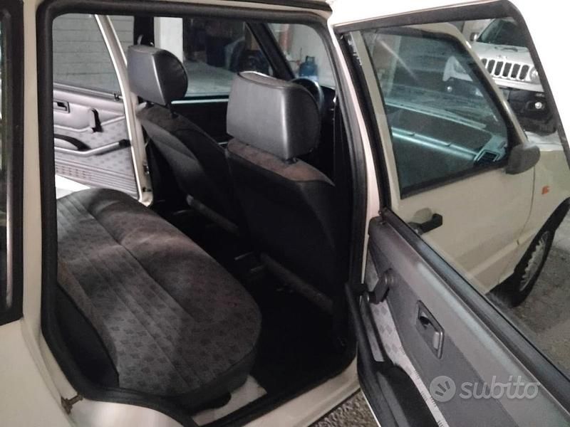 Usata Fiat Uno 55 CV (40 kW) 1983 Bianco Utilitaria