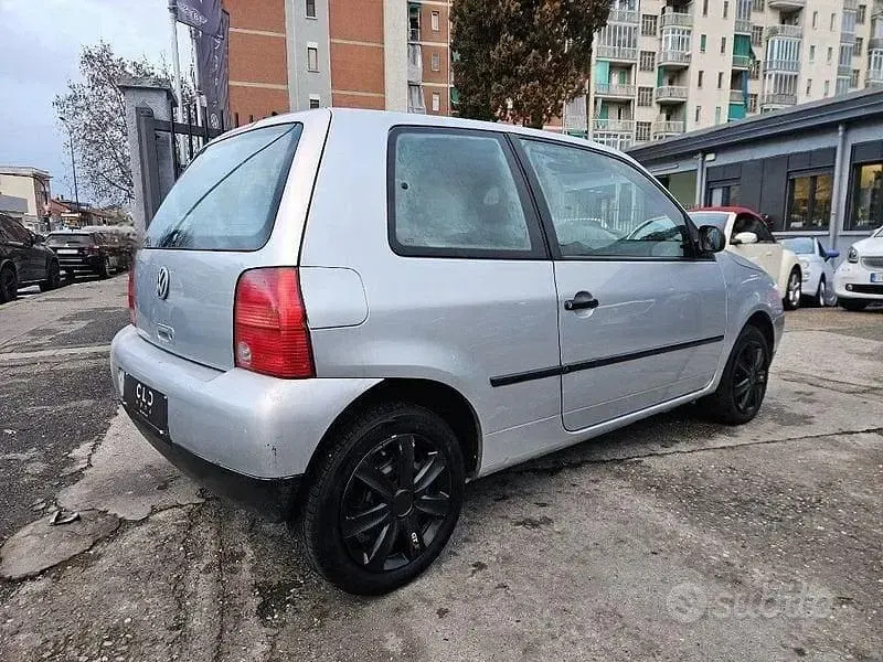Usata VW Lupo Trendline 60 CV (44 kW) 2002 Grigio Utilitaria