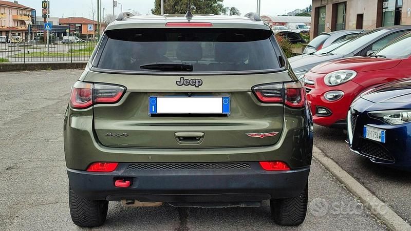 Usata Jeep Compass Trailhawk 170 CV (125 kW) 2019 Verde SUV