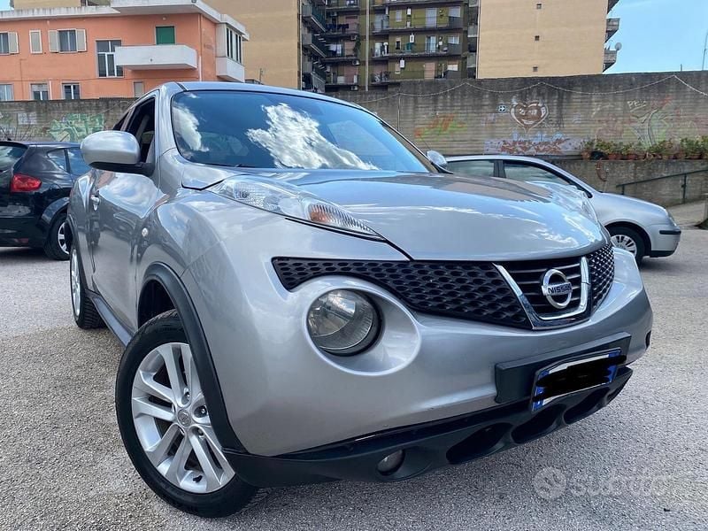 Usata Nissan Juke Acenta 110 CV (80 kW) 2012 Grigio SUV