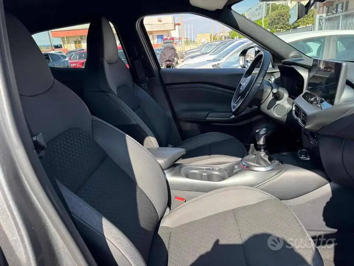 Usata Nissan Juke N-Connecta 114 CV (83 kW) 2025 Grigio SUV