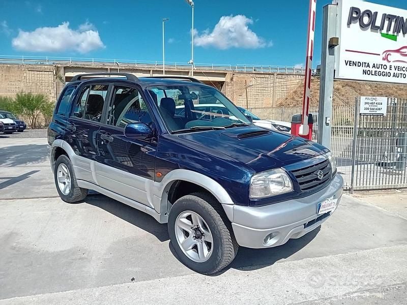 Usata Suzuki Grand Vitara 108 CV (79 kW) 2004 Blu Station wagon