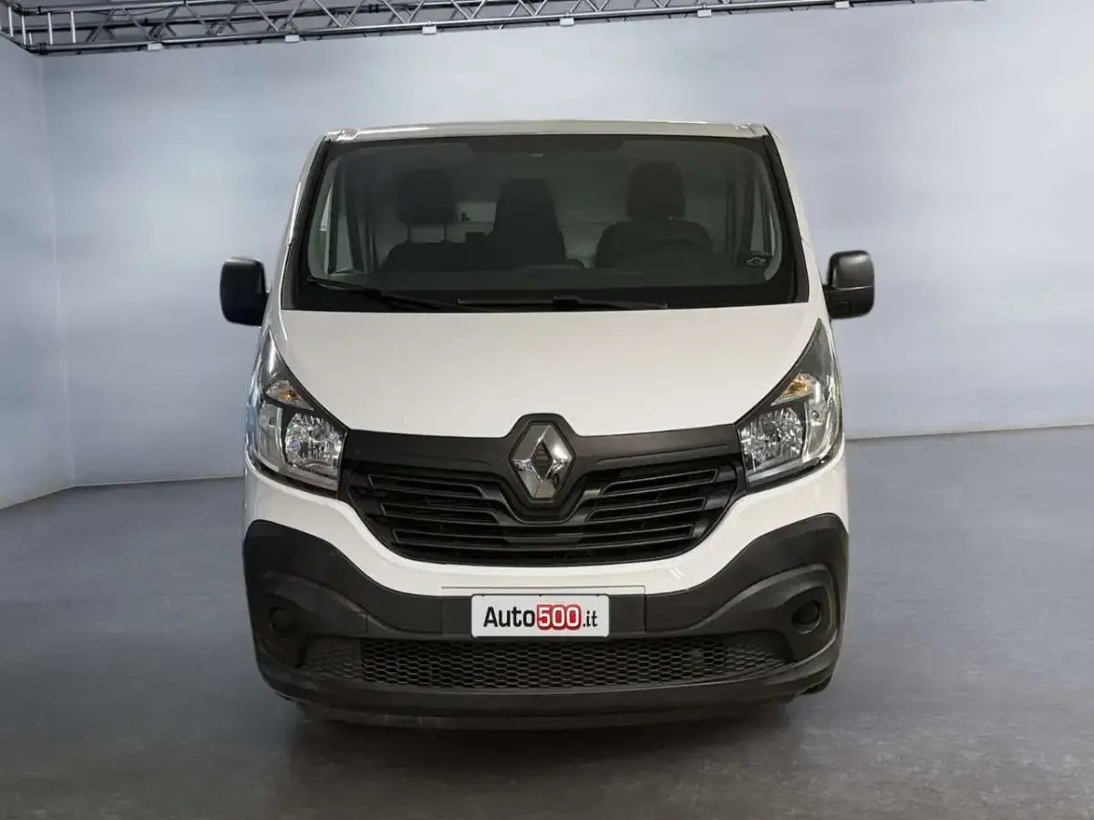 Usata Renault Trafic 120 CV (88 kW) 2015 Bianco Monovolume