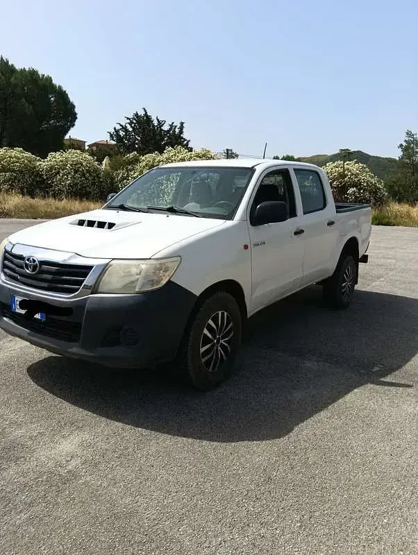 Usata Toyota HiLux 144 CV (105 kW) 2012 Pick-up
