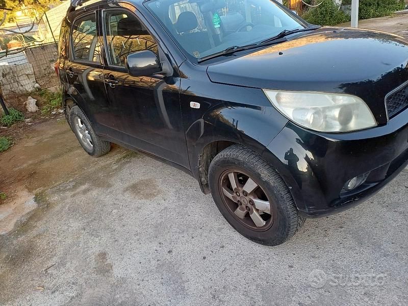 Usata Daihatsu Terios 2008 Nero SUV