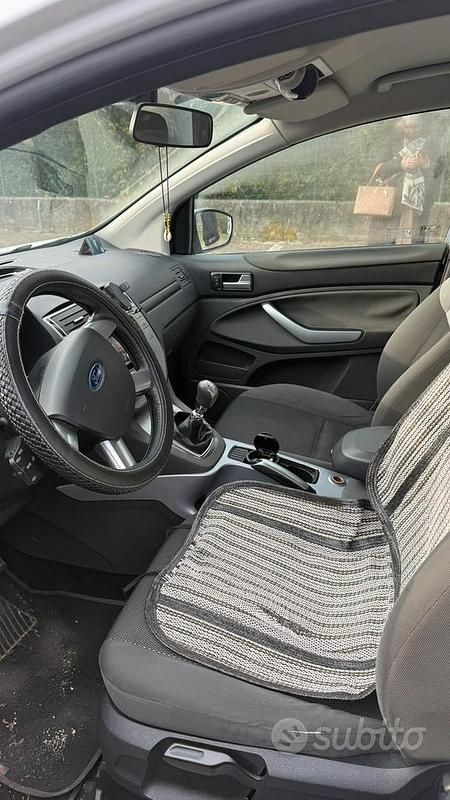 Usata Ford Kuga 2012 Bianco SUV