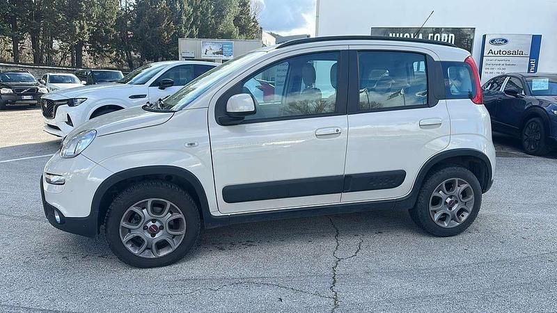 Usata Fiat Panda 4x4 S 95 CV (69 kW) 2016 Grigio Utilitaria