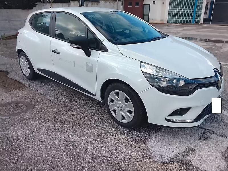 Usata Renault Clio IV 75 CV (55 kW) 2018 Bianco Furgone