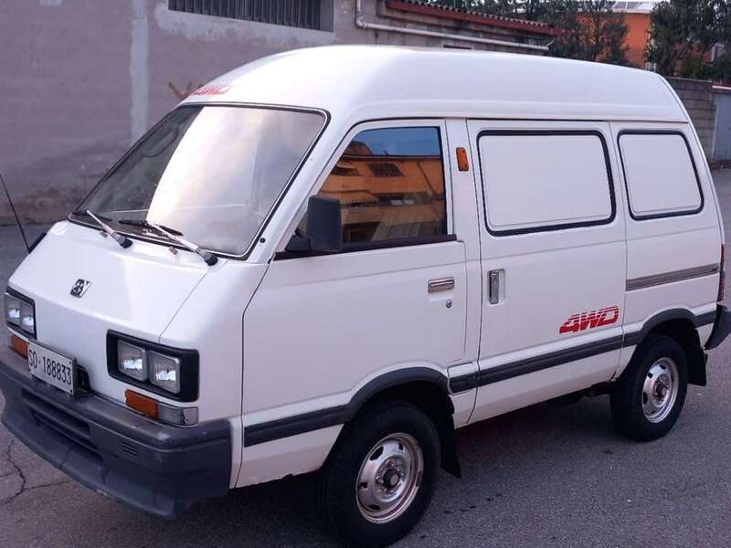 Usato 1989 Subaru Libero 1.2 Benzin 52 CV (3.850 €)