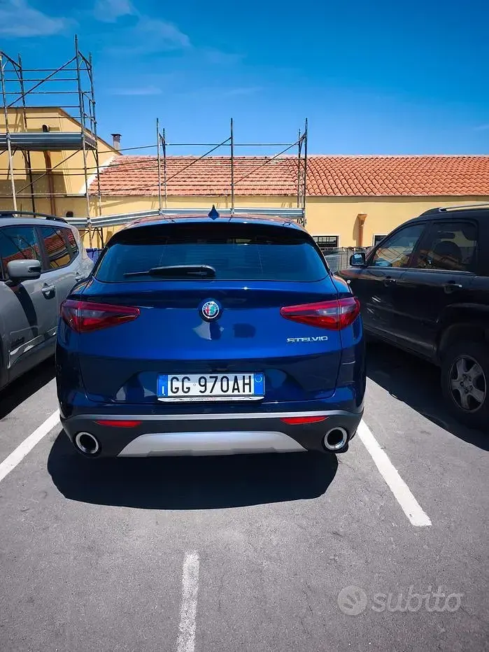 Usata Alfa Romeo Stelvio Executive 190 CV (139 kW) 2021 Blu SUV