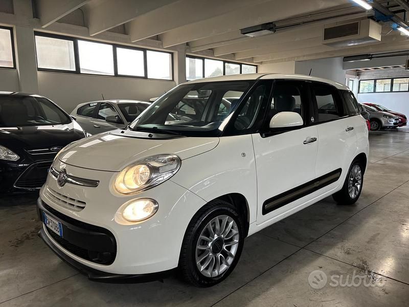 Usata Fiat 500L Living 105 CV (77 kW) 2014 Bianco Monovolume