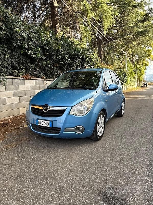 Blu Usata 2009 Opel Agila Due volumi | 2650 € (Super prezzo) - Immagine 1/4