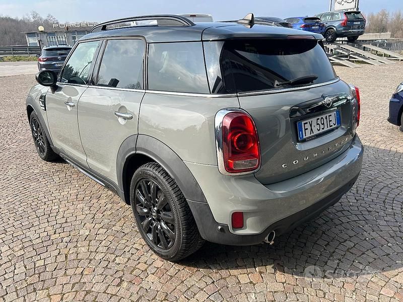 Usata Mini Cooper D Countryman 150 CV (110 kW) 2019 Grigio scuro metallizzato SUV