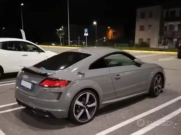 Usata Audi TT Design 245 CV (180 kW) 2021 Grigio Coupé
