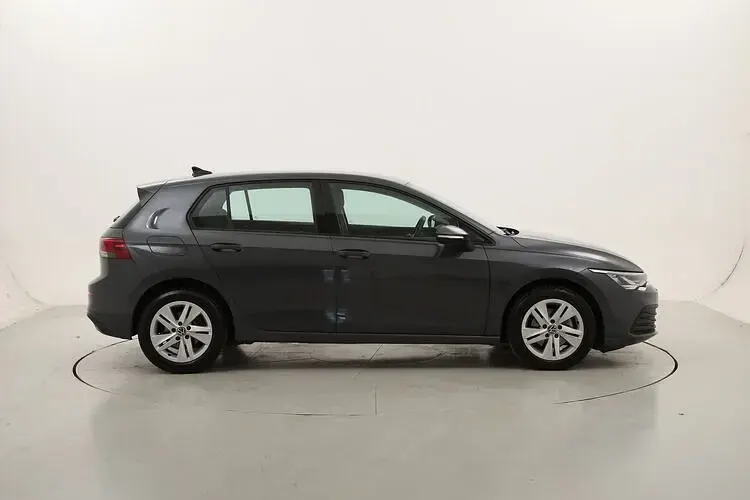 Usata VW Golf VIII Life 116 CV (85 kW) 2022 Berlina