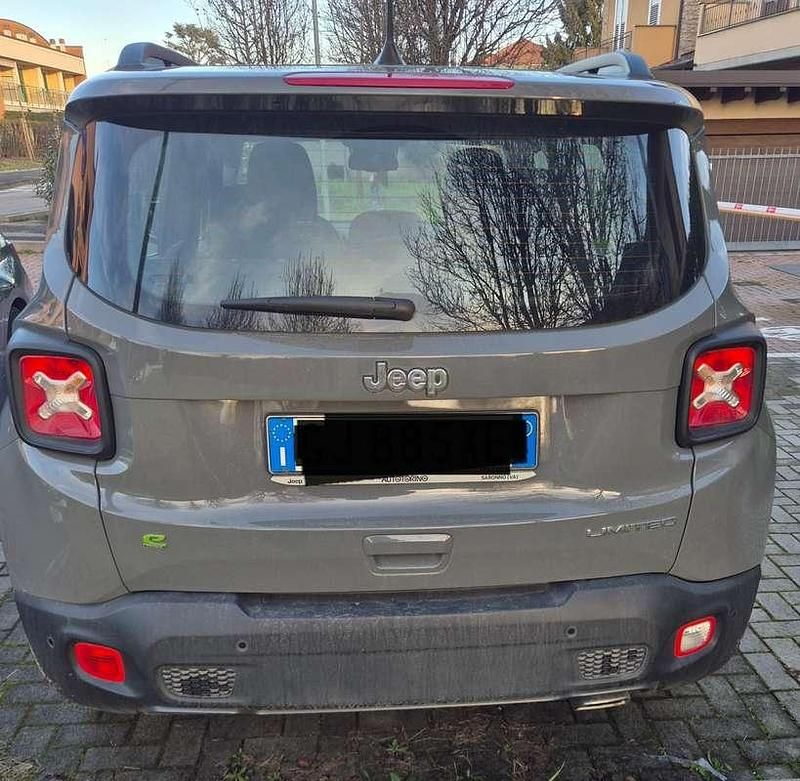 Usata Jeep Renegade Limited 131 CV (96 kW) 2022 Grigio SUV