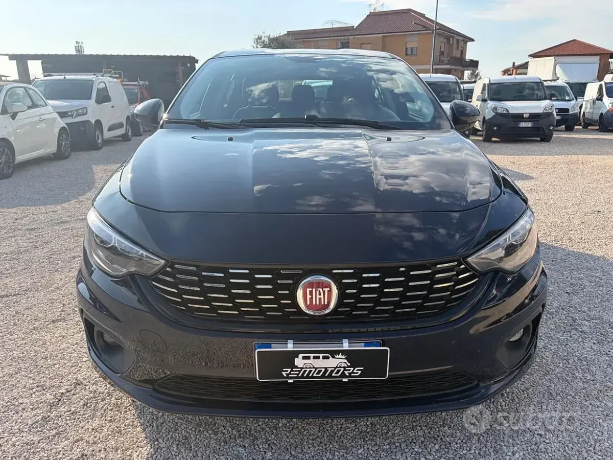 Occasion Fiat Tipo Business 120 ch (88 kW) 2019 Bleue Berline