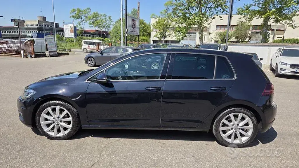 Usata VW Golf VII Highline 116 CV (85 kW) 2017 Nero Berlina