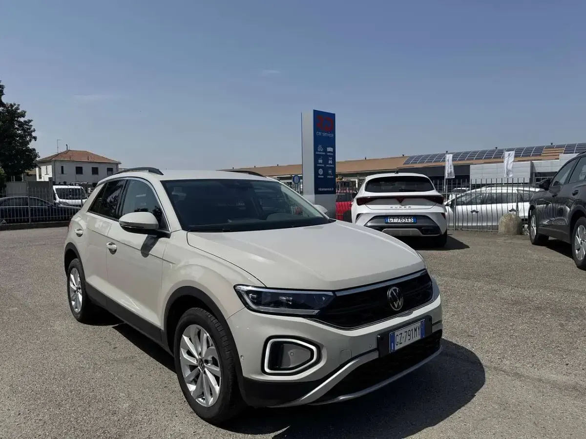 Usata VW T-Roc Edition 116 CV (85 kW) 2025 Ascot grey SUV